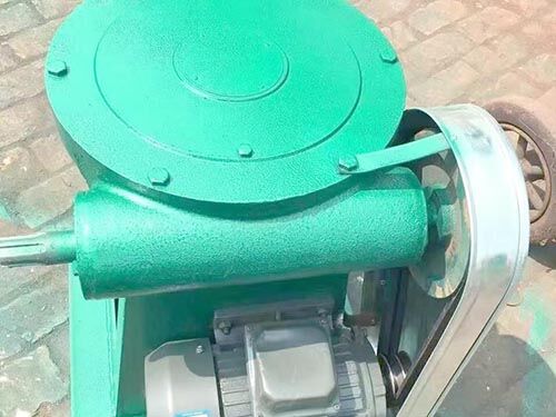 螺杆启闭机安装：垂直度偏差不能超1mm整体外观 | 通用型结构 | 螺杆启闭机整体结构展示