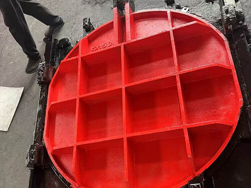 明杆式铸铁镶铜闸门 镶铜密封 防渗漏 明杆启闭 维护方便｜高可靠性水利枢纽核心控制阀整体外观 | 铸铁 | 闸门整体结构展示